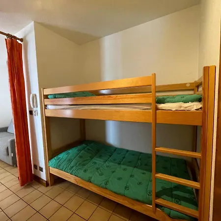 Apartment Spacieux 4 Pers : Parking, Lave-vaisselle, Proche Telecabine - Fr-1-572-108